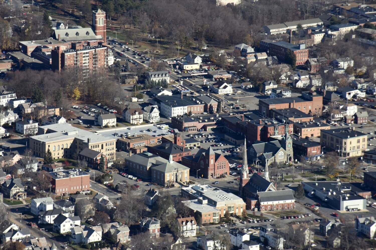 Aerial_downtown_Leominster_MA_2